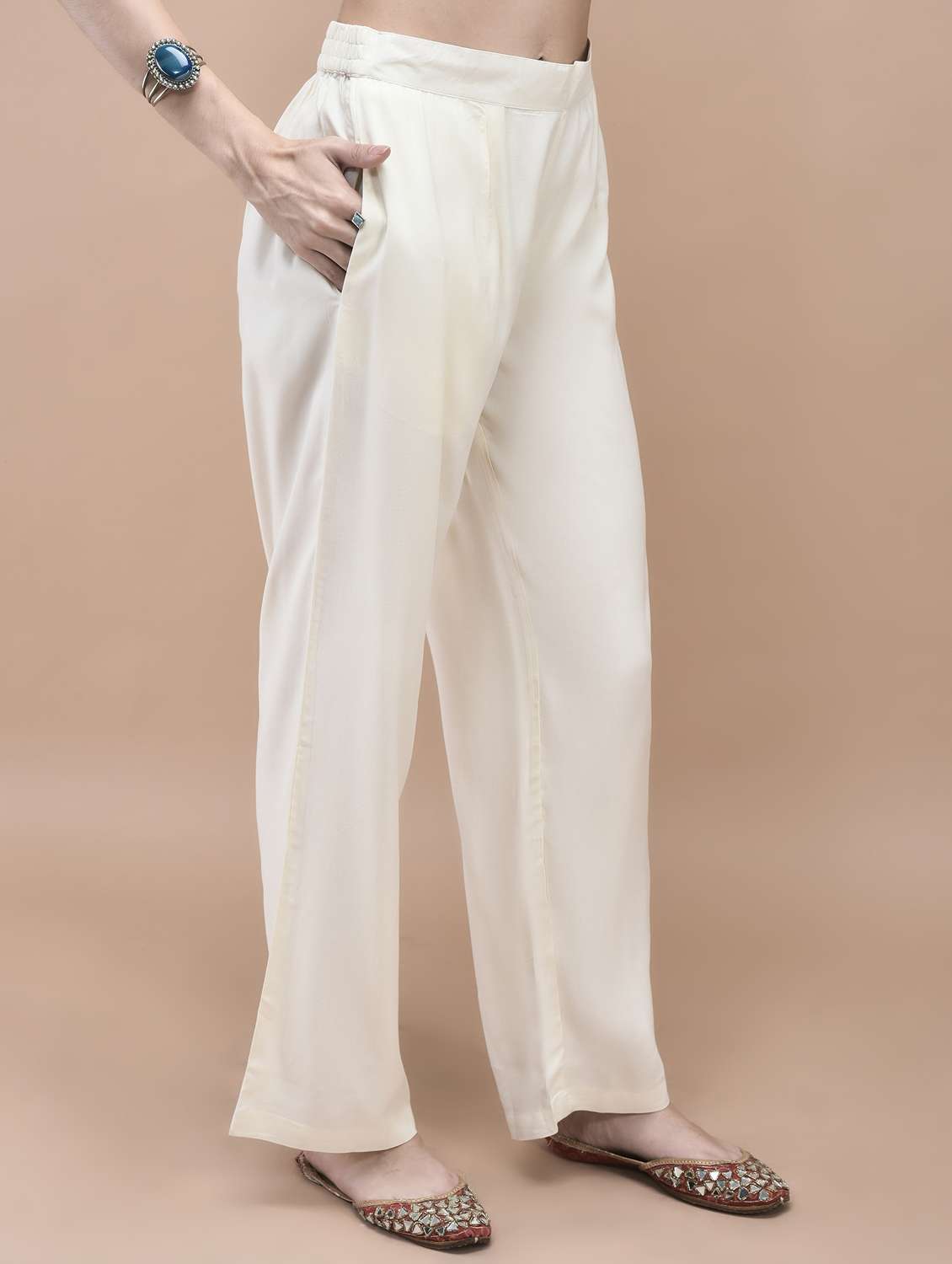 women printed sleeveless kurta palazzo with dupatta set - 21959528 -  Standard Image - 4