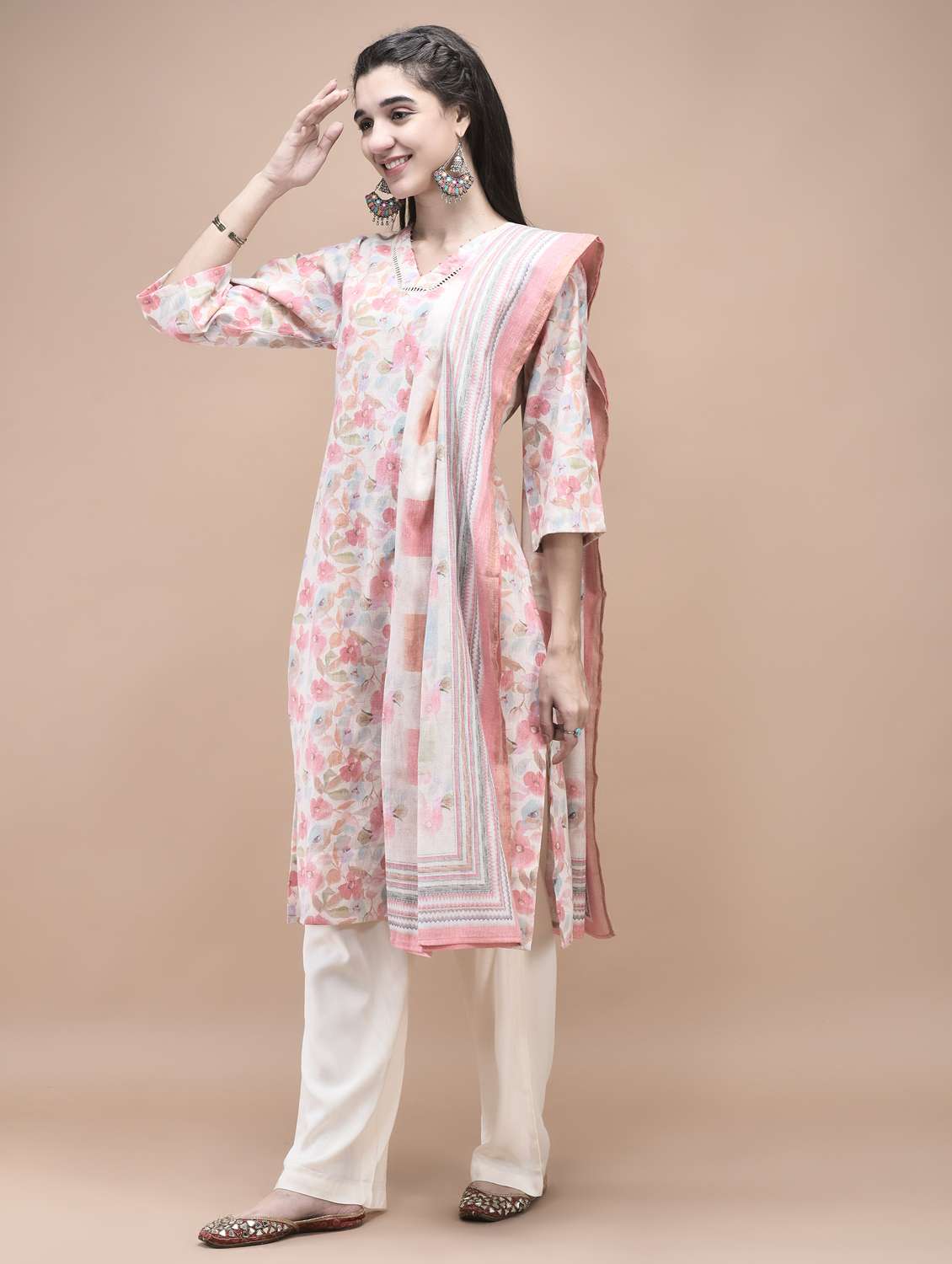 women three quarter sleeve kurta palazzo with dupatta set - 21959530 -  Standard Image - 1
