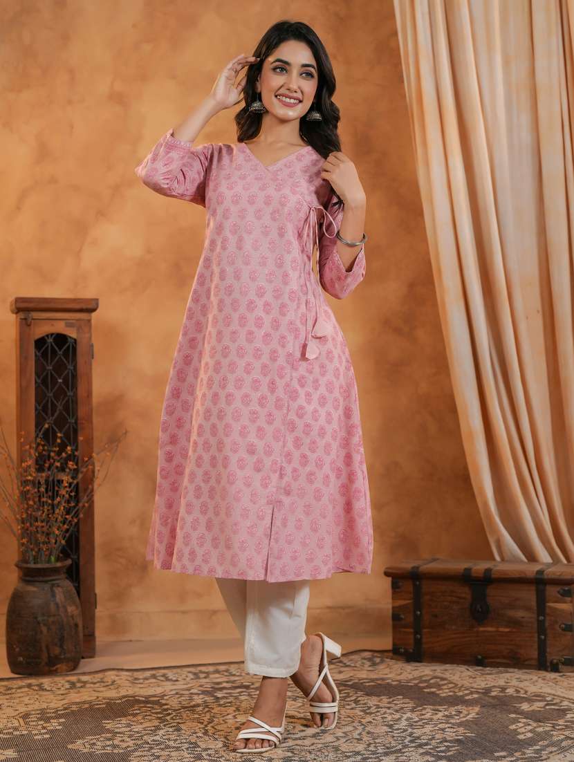 women three quarter sleeve kurta pant set