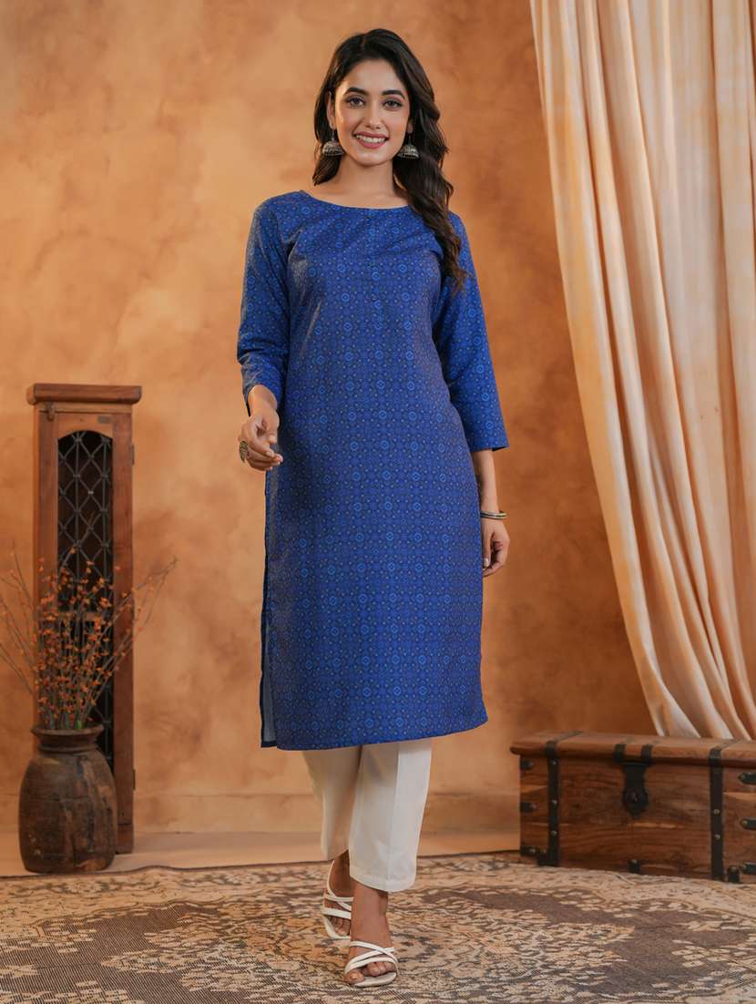 women three quarter sleeve kurta pant set