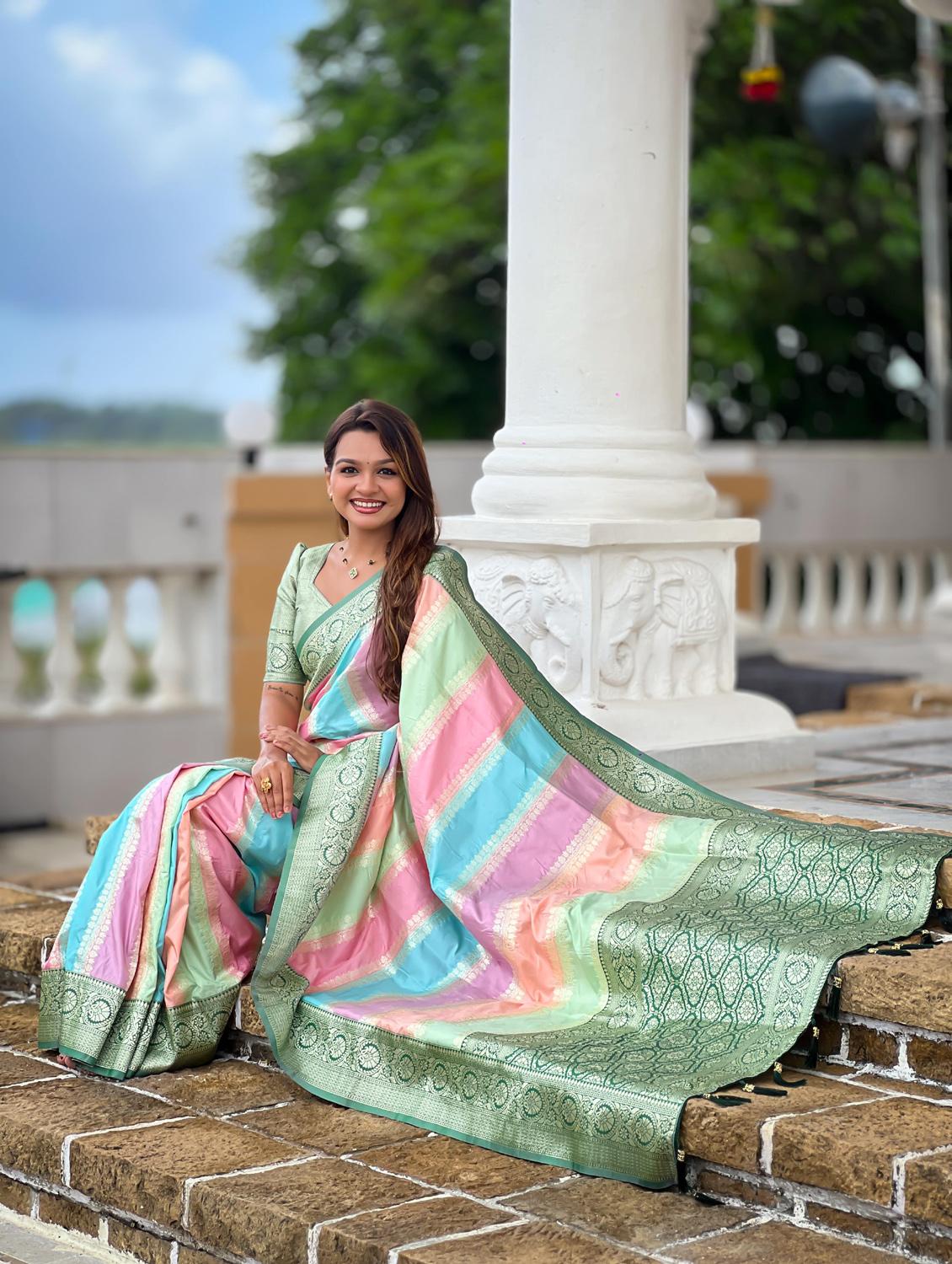 women self design banarasi saree with blouse - 21959566 - Standard Image - 1