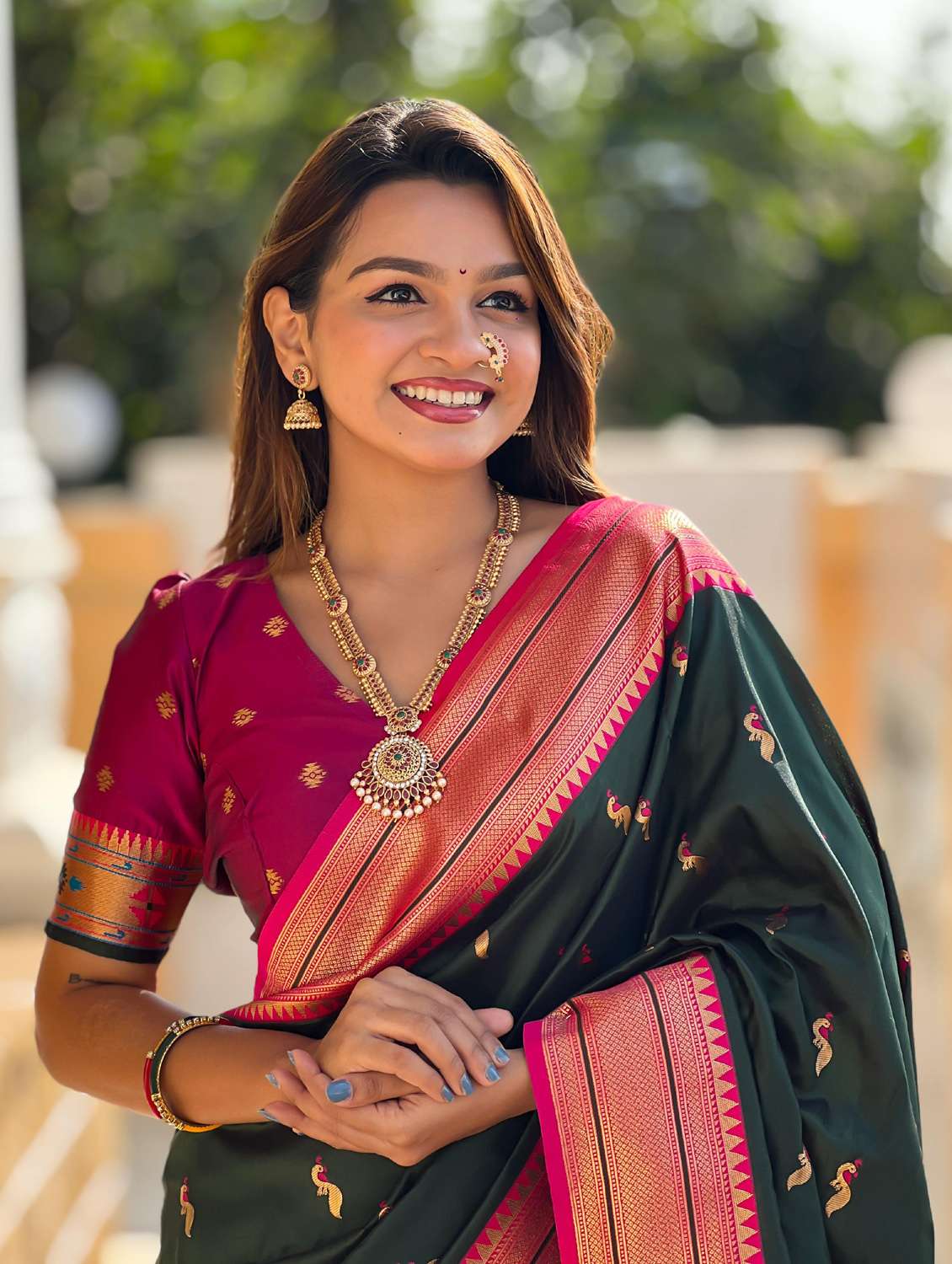 women self design paithani saree with blouse - 21959572 -  Standard Image - 4