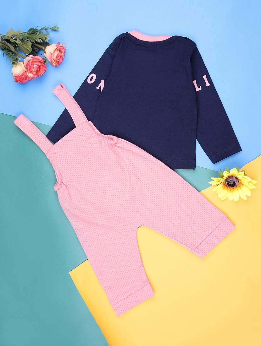 kids printed t-shirt with dungree set - 21959692 -  Standard Image - 1