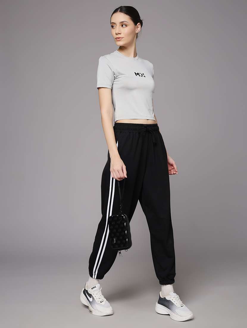 women printed dri-fit crop sports t-shirt - 21959872 -  Standard Image - 4
