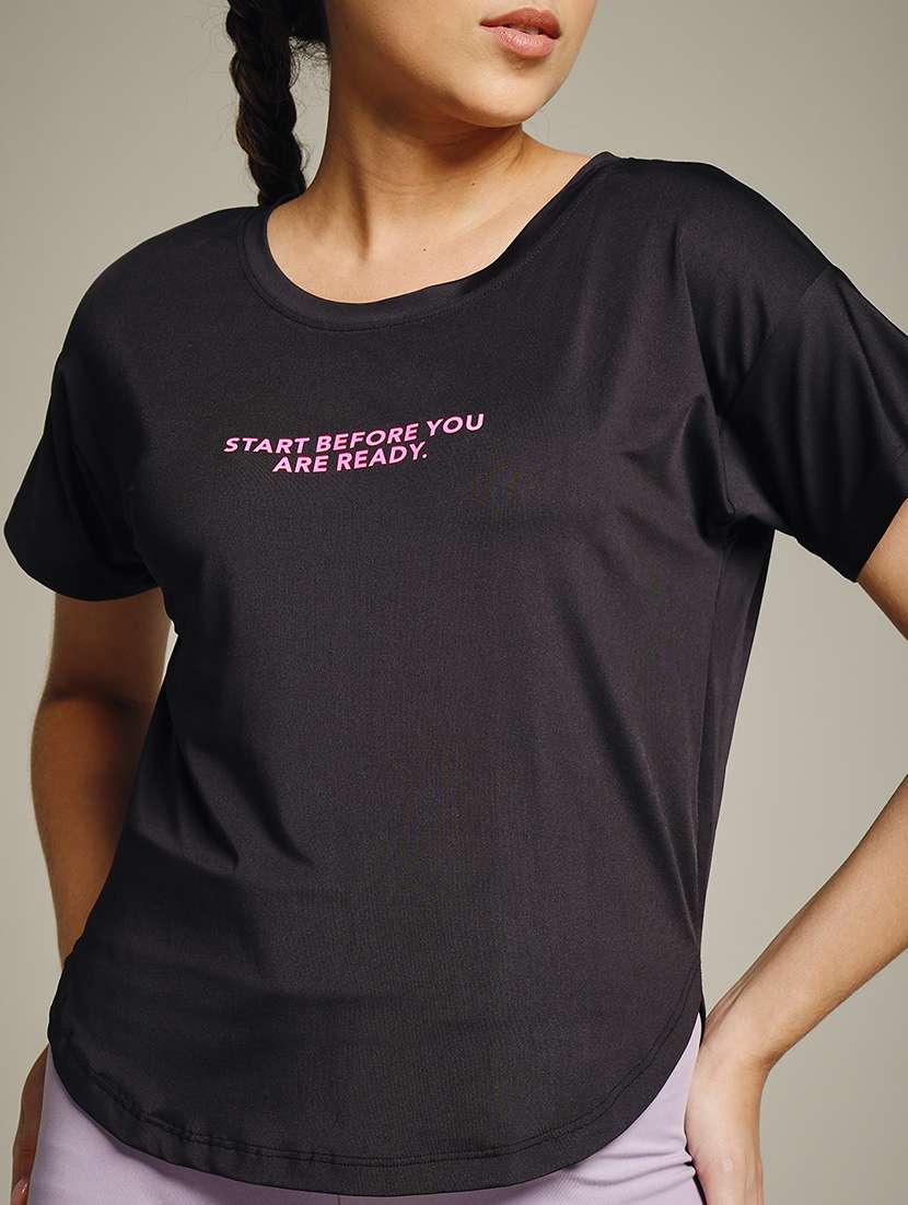 women typography prnted dri-fit sports t-shirt - 21959981 -  Standard Image - 4