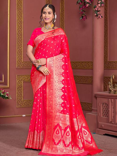 women self design banarasi saree with blouse - 21960323 - Standard Image - 0