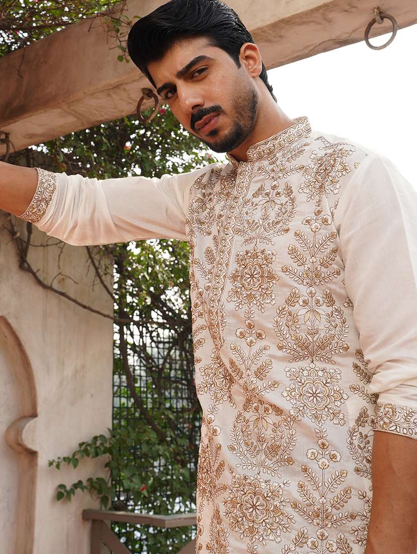 men white embroidered kurta and pyjama set  - 21960390 -  Standard Image - 4