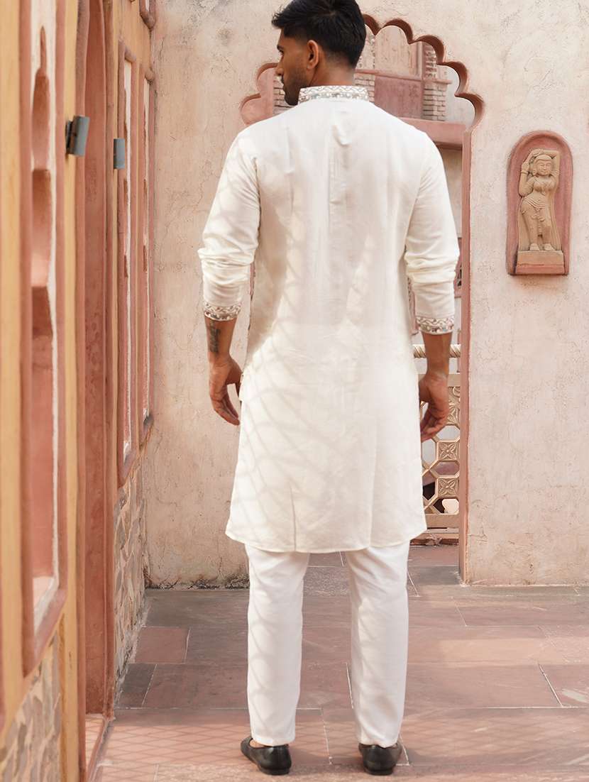 men white embroidered kurta and pyjama set  - 21960391 -  Standard Image - 4