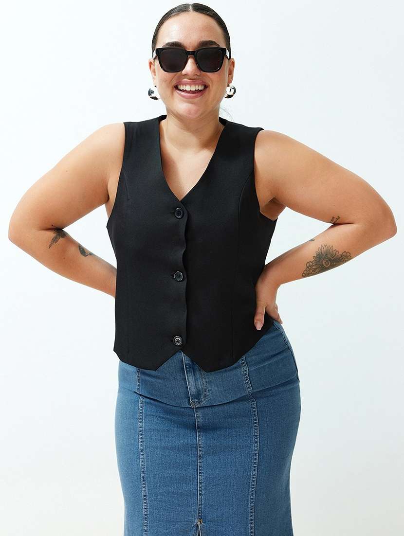 women black solid sleeveless vest top