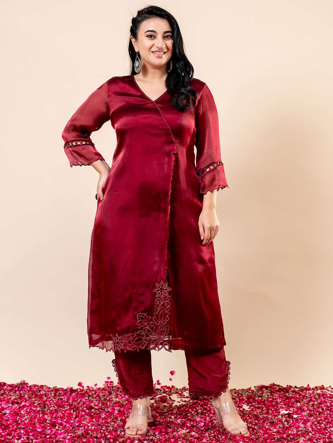 women three quarter sleeve kurta pant set - 21960599 - Standard Image - 1
