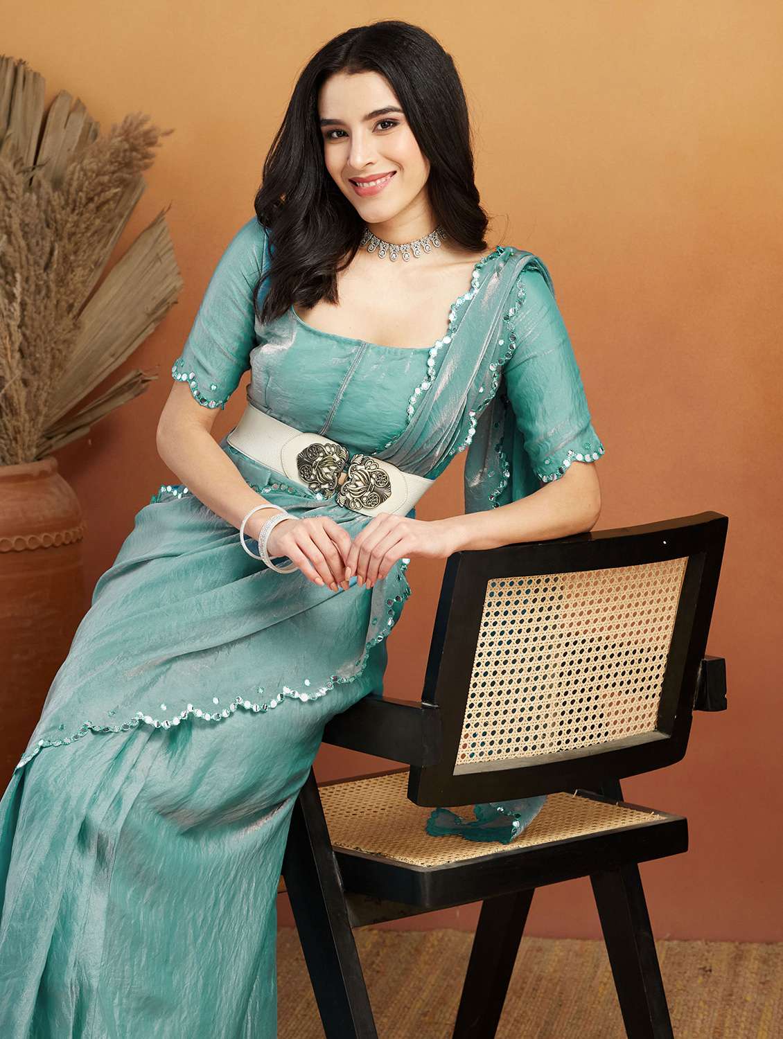 women solid with bordered ready to wear saree with blouse - 21961300 -  Standard Image - 4