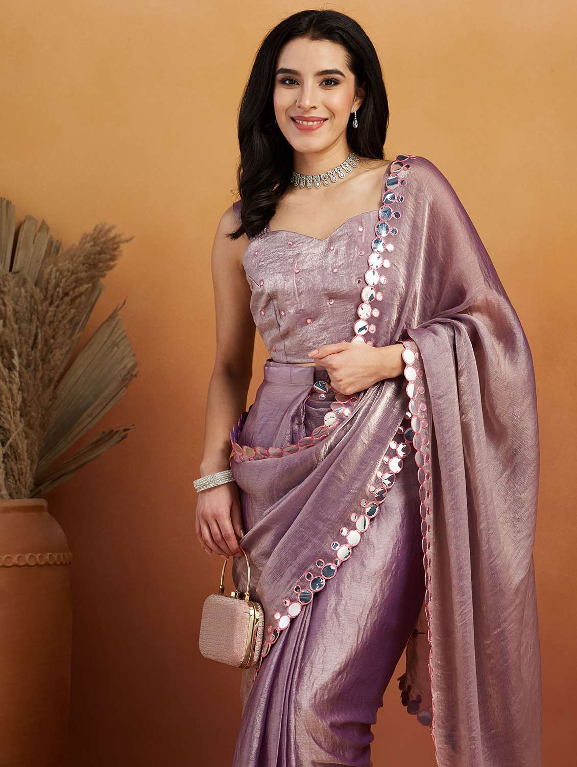 women solid with bordered ready to wear saree with blouse - 21961302 -  Standard Image - 4