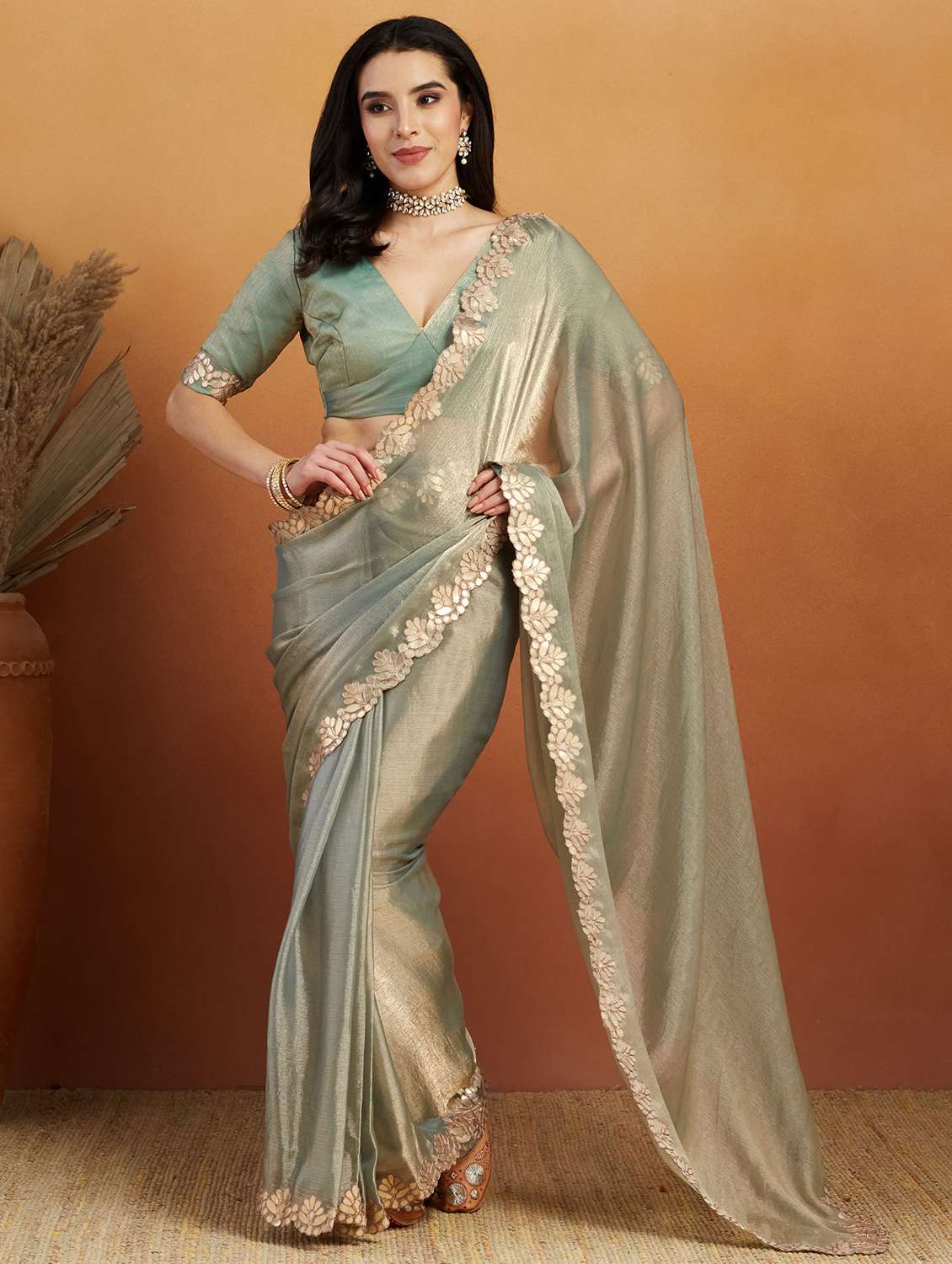 women solid with bordered ready to wear saree with blouse