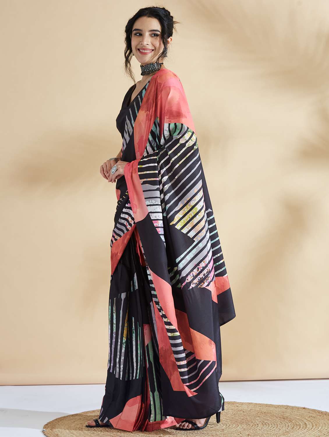 women printed ready to wear saree with blouse - 21961308 -  Standard Image - 1