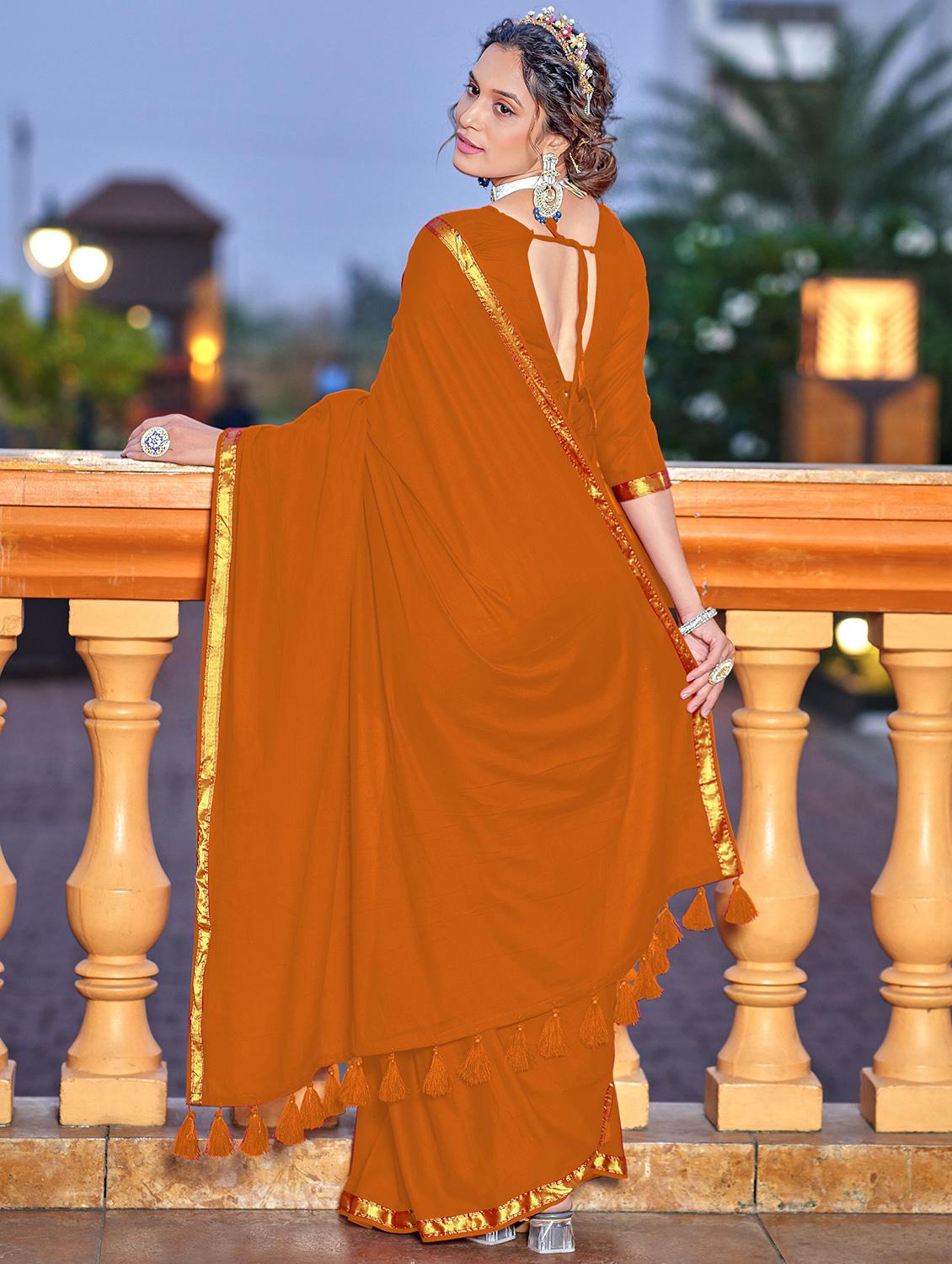 women solid with bordered saree with blouse - 21961362 - Standard Image - 1