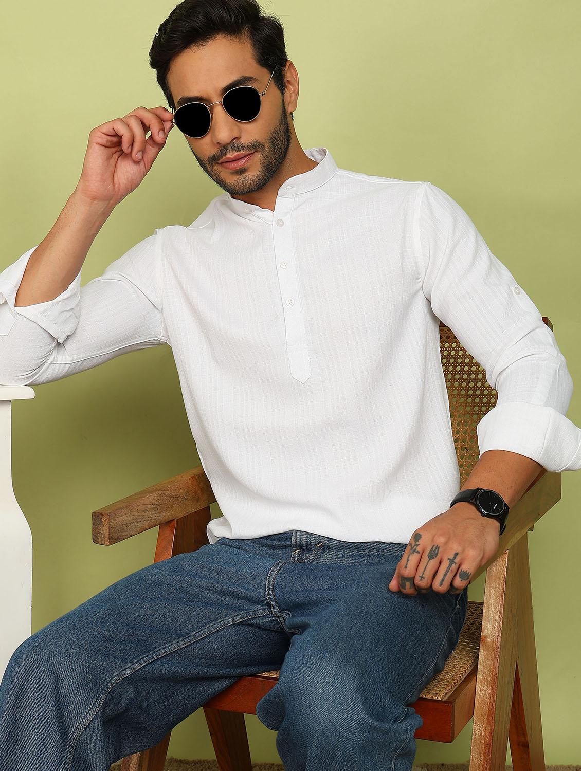 men solid mandarin neck short kurta - 21961379 - Zoom Image - 0