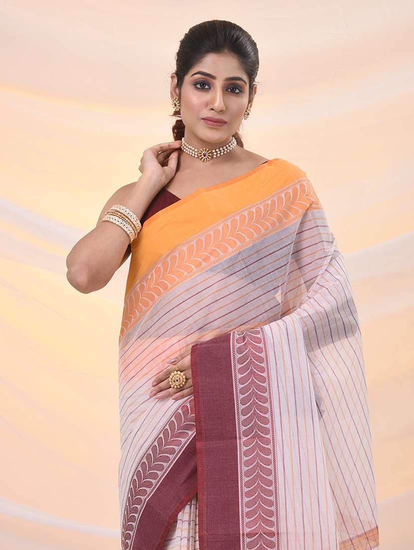 Women Self Design Tant Saree