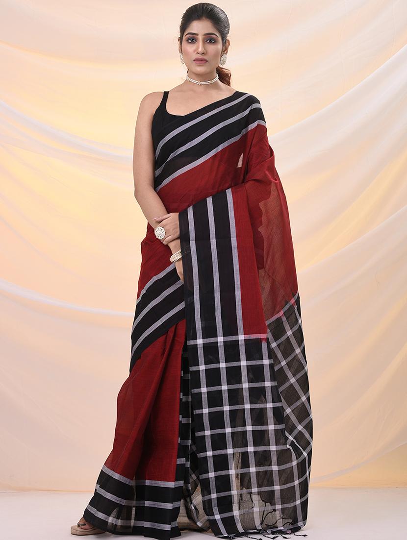 women solid with striped bordered saree with blouse - 21961507 - Standard Image - 1