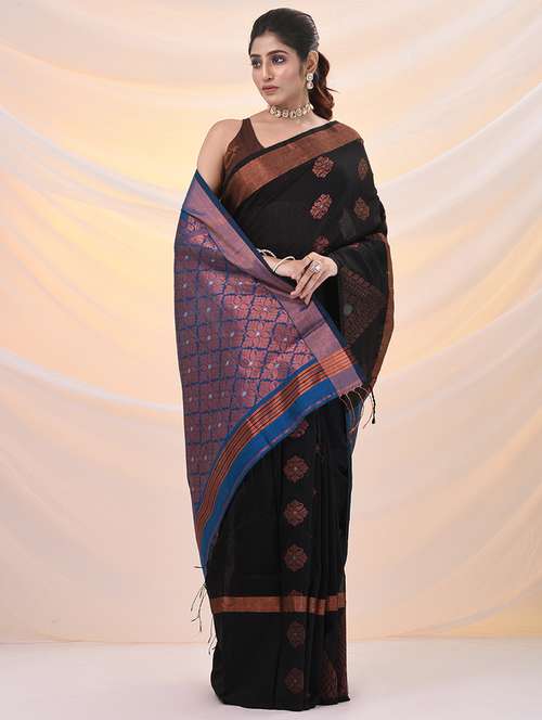 women self design handloom saree with blouse - 21961535 - Standard Image - 0