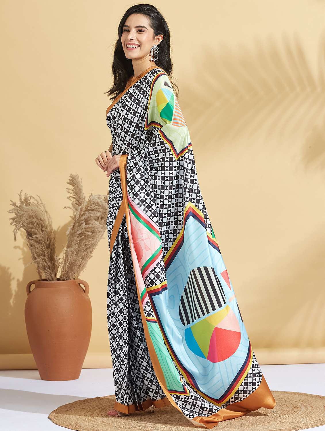 women printed ready to wear saree with blouse - 21961592 -  Standard Image - 1