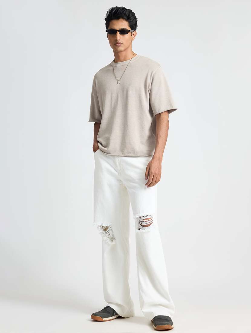 men slash knee mid rise full length baggy jeans - 21961634 -  Standard Image - 4