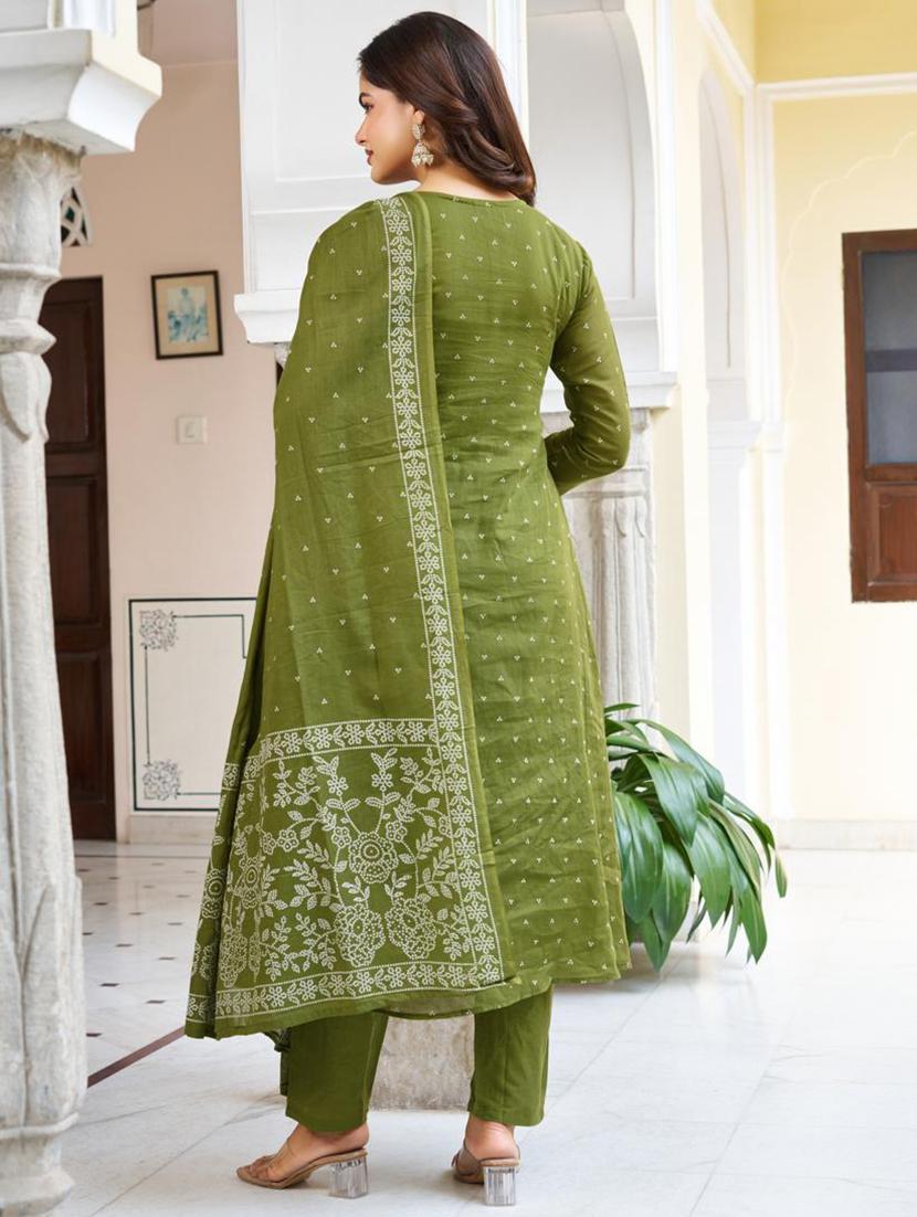 women three quarter sleeve kurta pant with dupatta set - 21961641 - Standard Image - 4