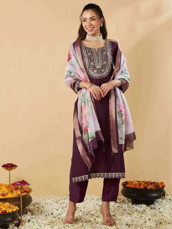 women three quarter sleeve kurta pant with dupatta set - 21961648 -  Standard Image - 1