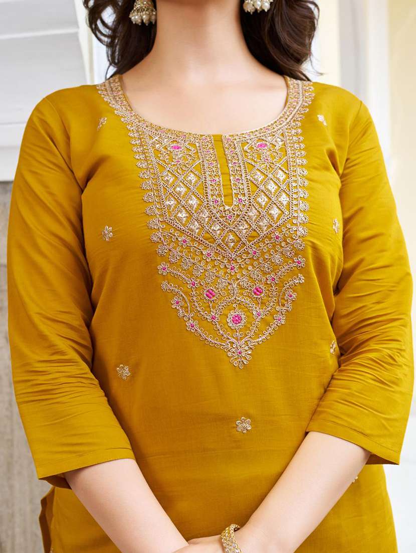 women three quarter sleeve kurta pant with dupatta set - 21961649 - Standard Image - 6