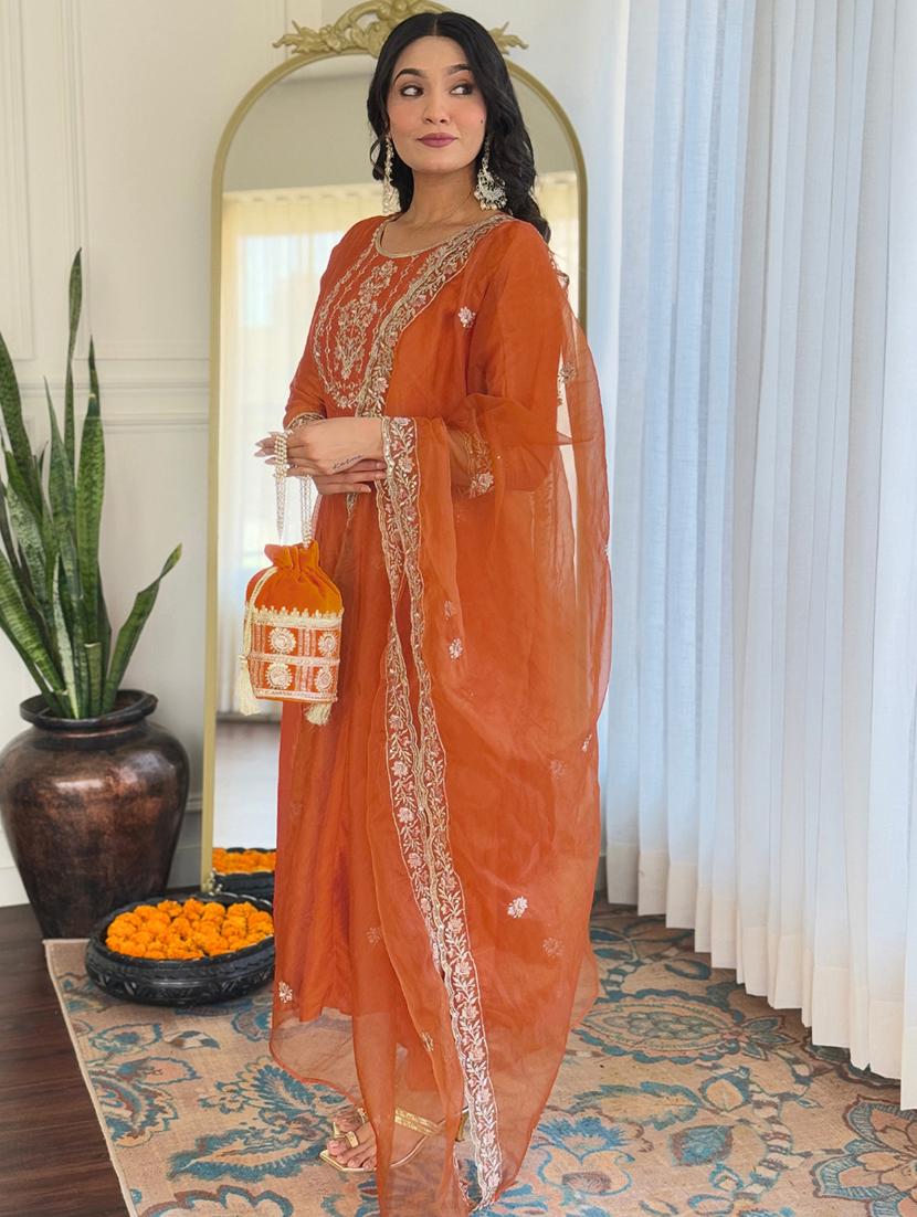 women three quarter sleeve kurta pant with dupatta set - 21961663 -  Standard Image - 1