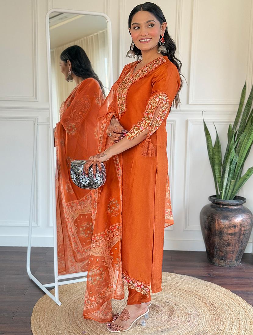 women three quarter sleeve kurta pant with dupatta set - 21961672 -  Standard Image - 1