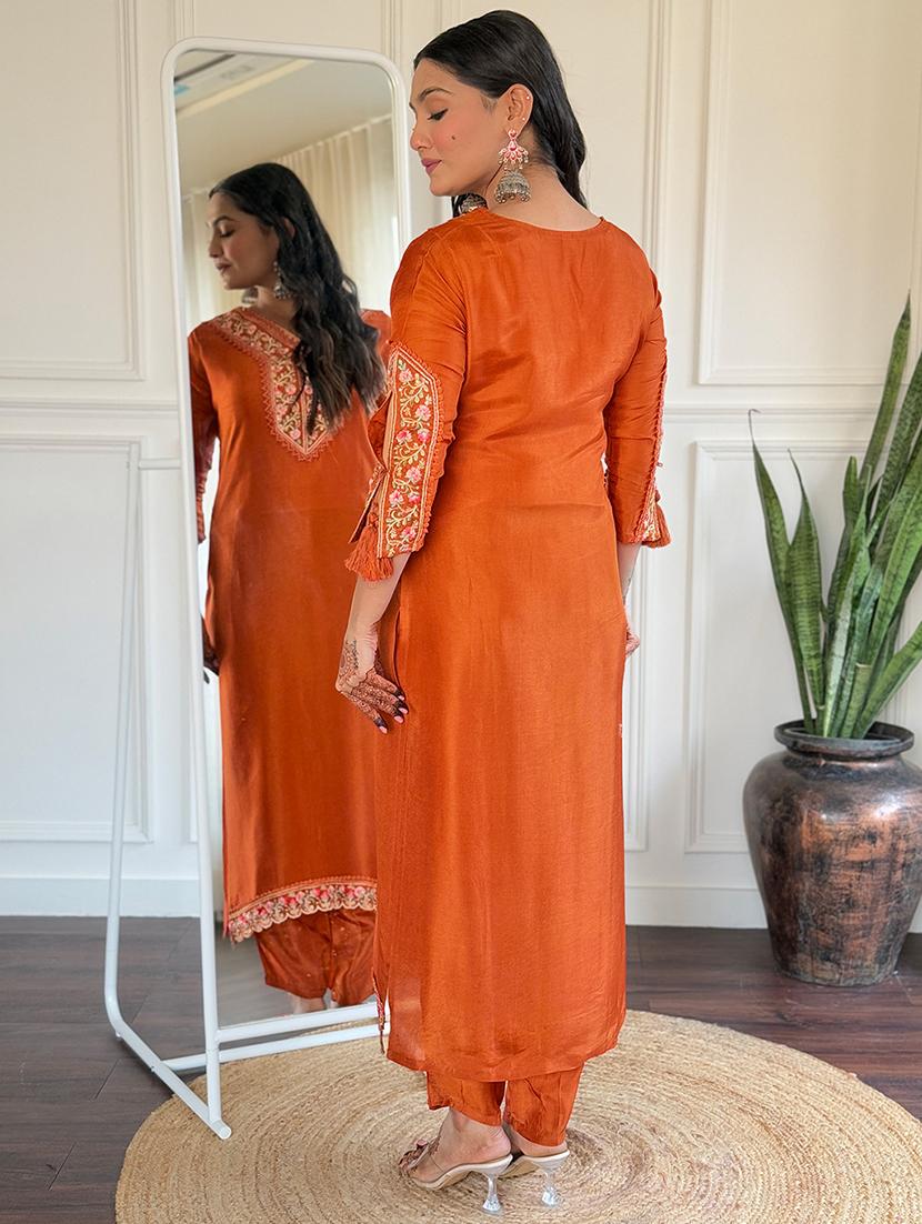 women three quarter sleeve kurta pant with dupatta set - 21961672 - Standard Image - 4