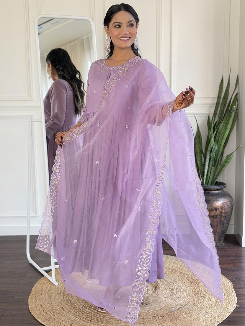 women three quarter sleeve anarkali kurta pant with dupatta set - 21961676 - Standard Image - 4