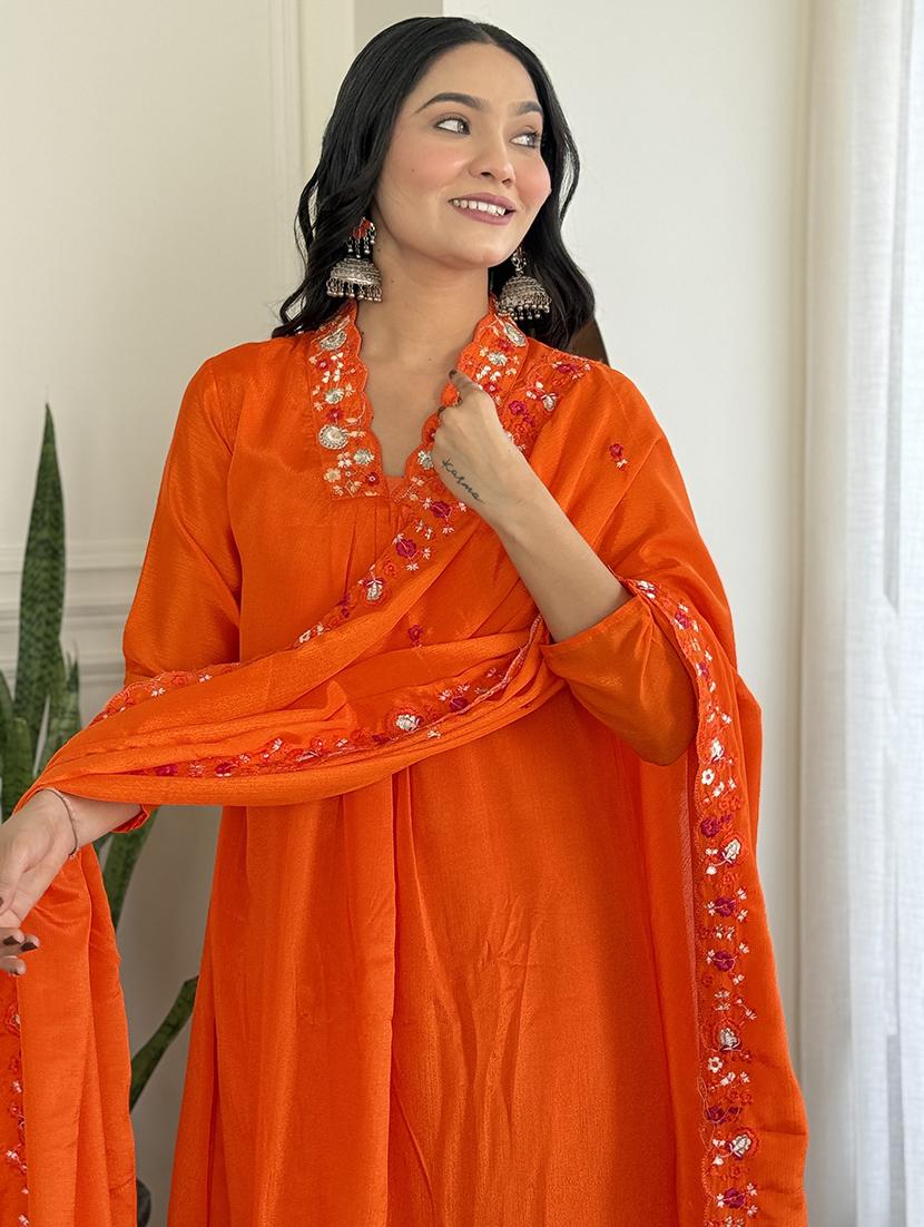 women three quarter sleeve kurta pant with dupatta set - 21961684 - Standard Image - 4