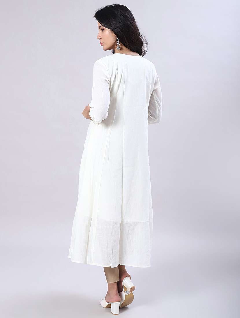 women three quarter sleeve flared kurta - 21961788 - Standard Image - 4