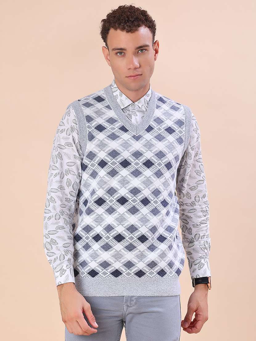 men self design sleeveless regular fit pullover - 21961963 -  Standard Image - 1