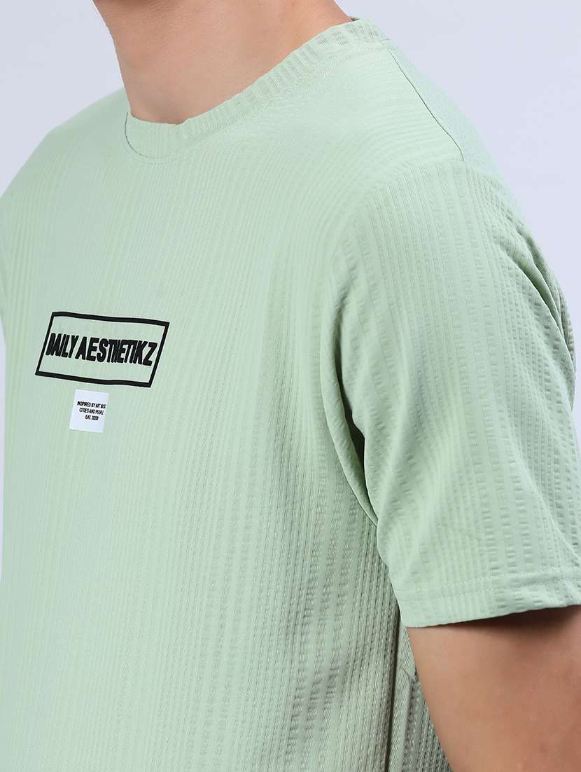 men chest print short sleeve regular fit t-shirt - 21961982 -  Standard Image - 4