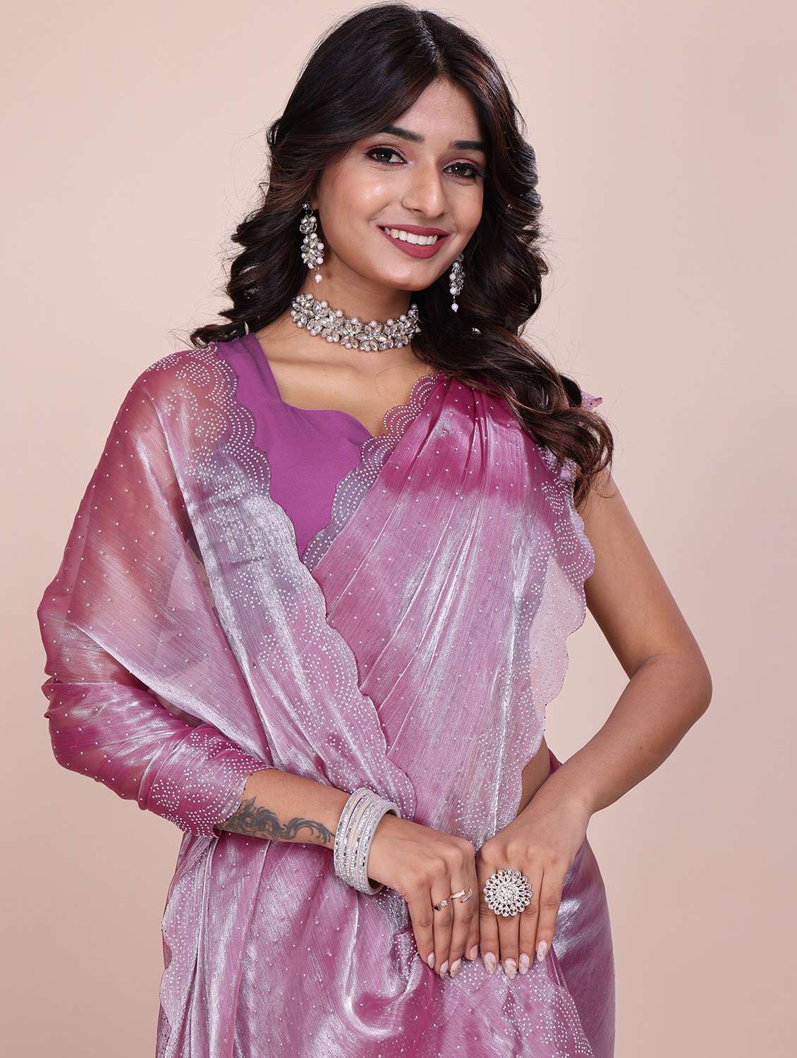 women solid with work embellished saree with blouse - 21962027 -  Standard Image - 4