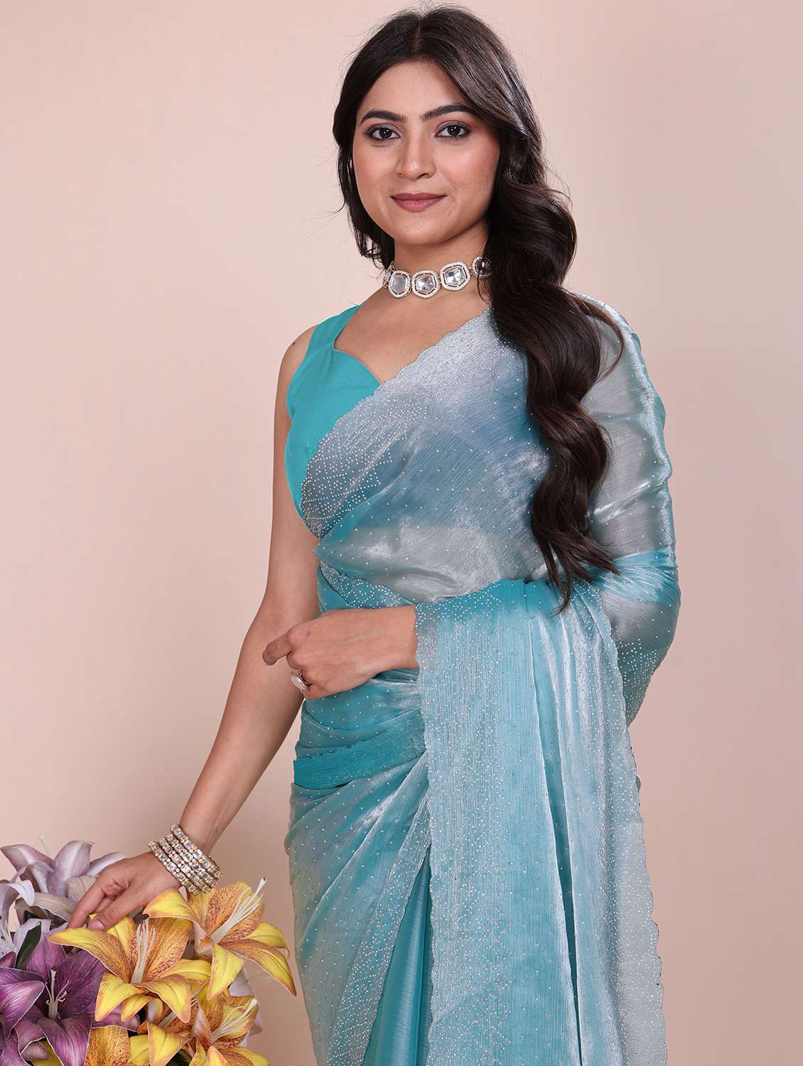 women solid with work embellished saree with blouse - 21962037 -  Standard Image - 4