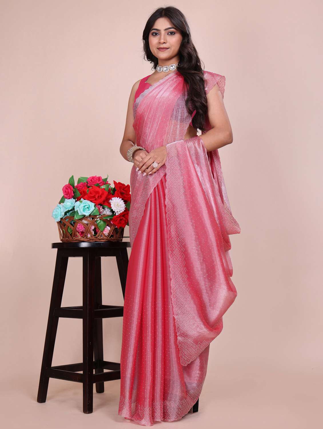 women solid with work embellished saree with blouse - 21962042 -  Standard Image - 1