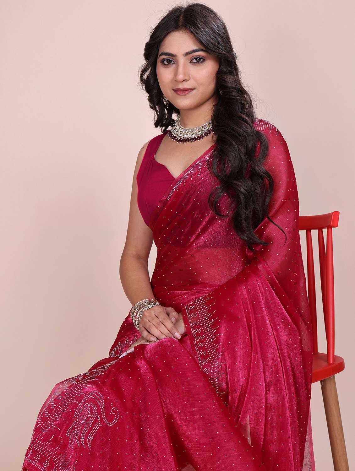 women solid with work embellished saree with blouse - 21962056 -  Standard Image - 4