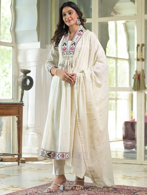 women three quarter sleeve anarkali kurta pant with dupatta set