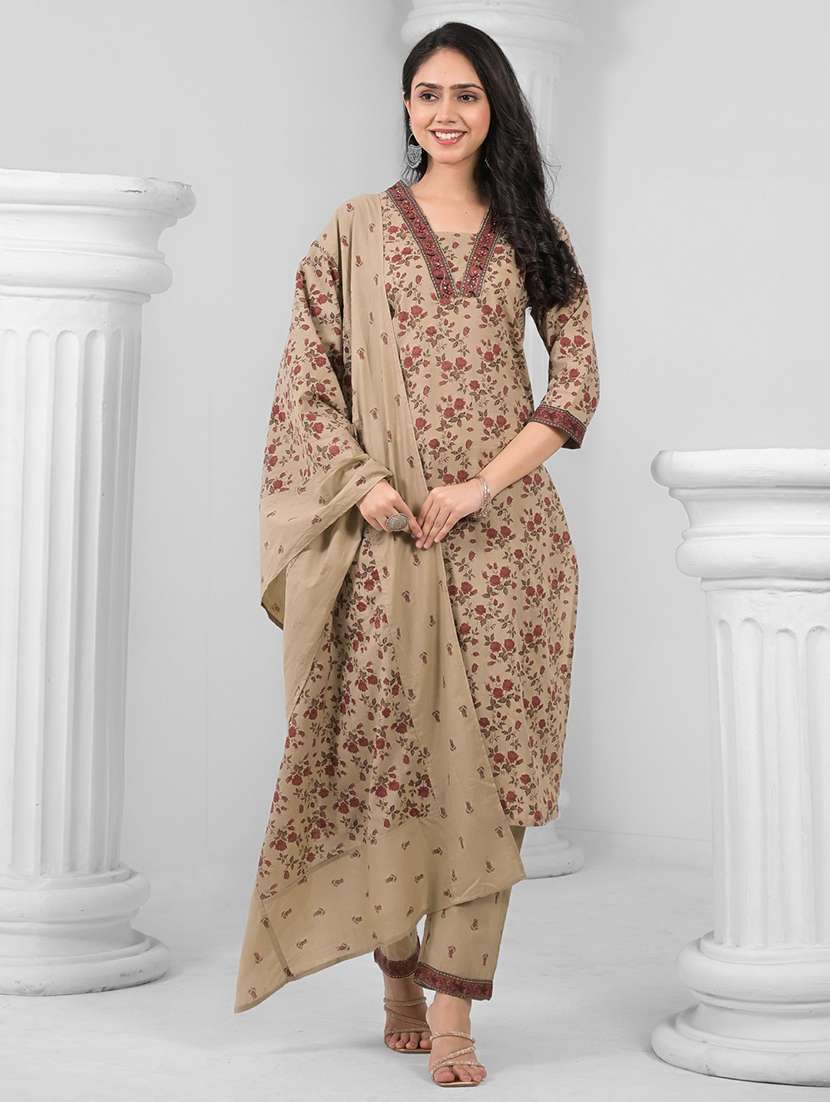 women three quarter sleeve kurta pant with dupatta set - 21962167 - Standard Image - 1