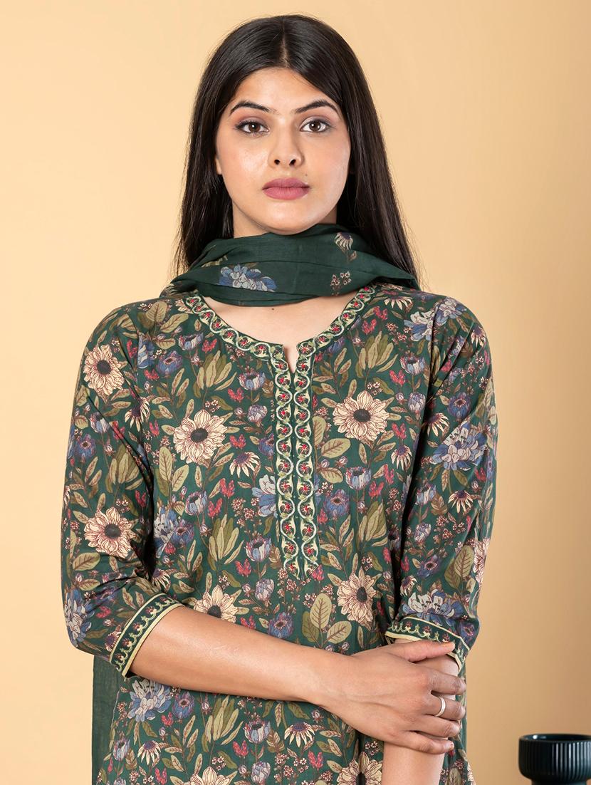 women three quarter sleeve kurta pant with dupatta set - 21962176 - Standard Image - 4