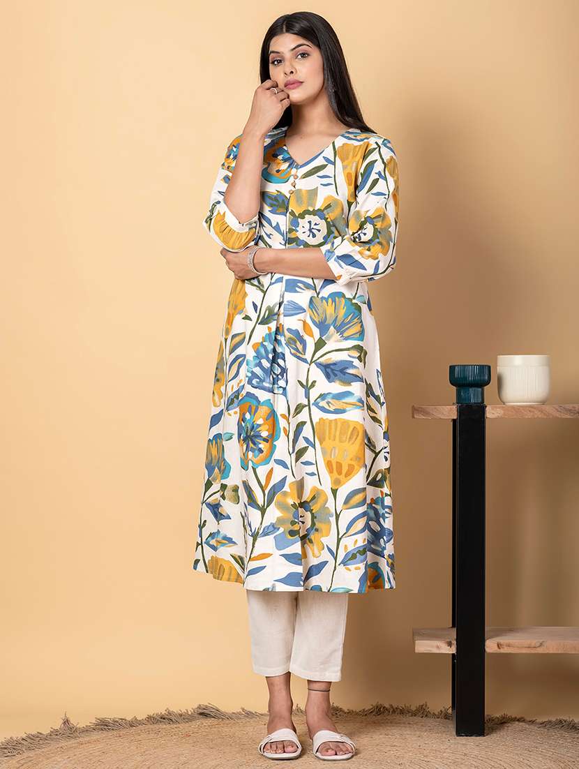 women three quarter sleeve kurta pant set - 21962190 -  Standard Image - 1