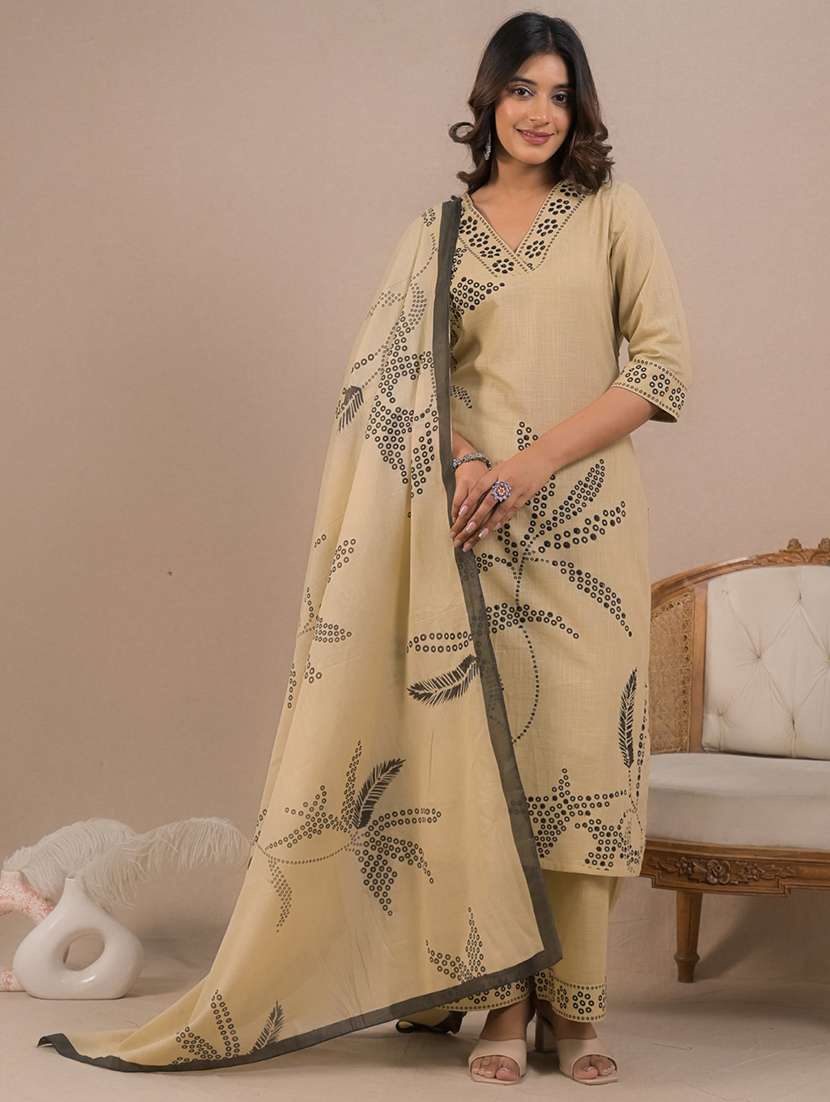 women three quarter sleeve kurta pant with dupatta set - 21962199 -  Standard Image - 1