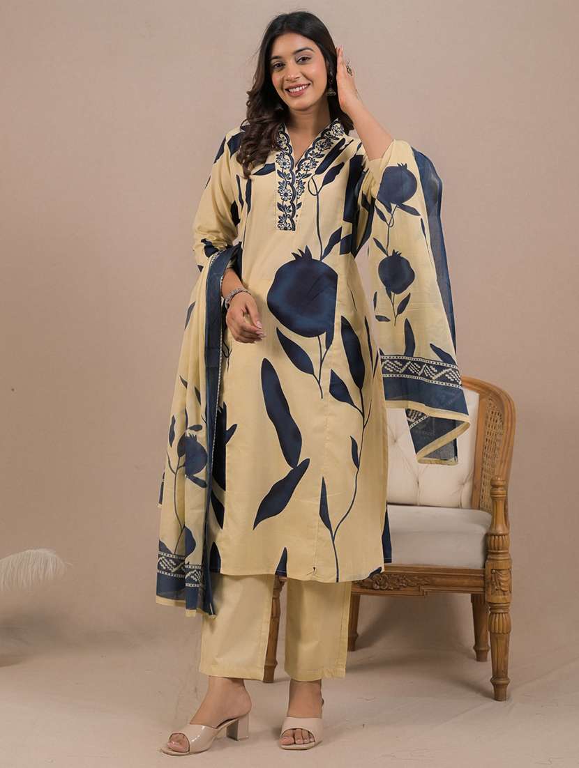 women three quarter sleeve kurta pant with dupatta set - 21962200 -  Standard Image - 1