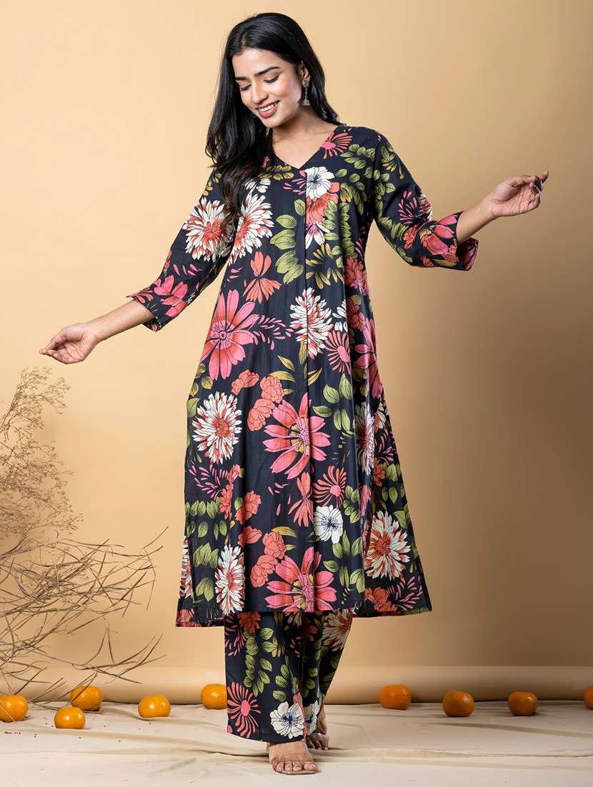 women printed three quarter sleeve kurta pant set - 21962222 -  Standard Image - 1