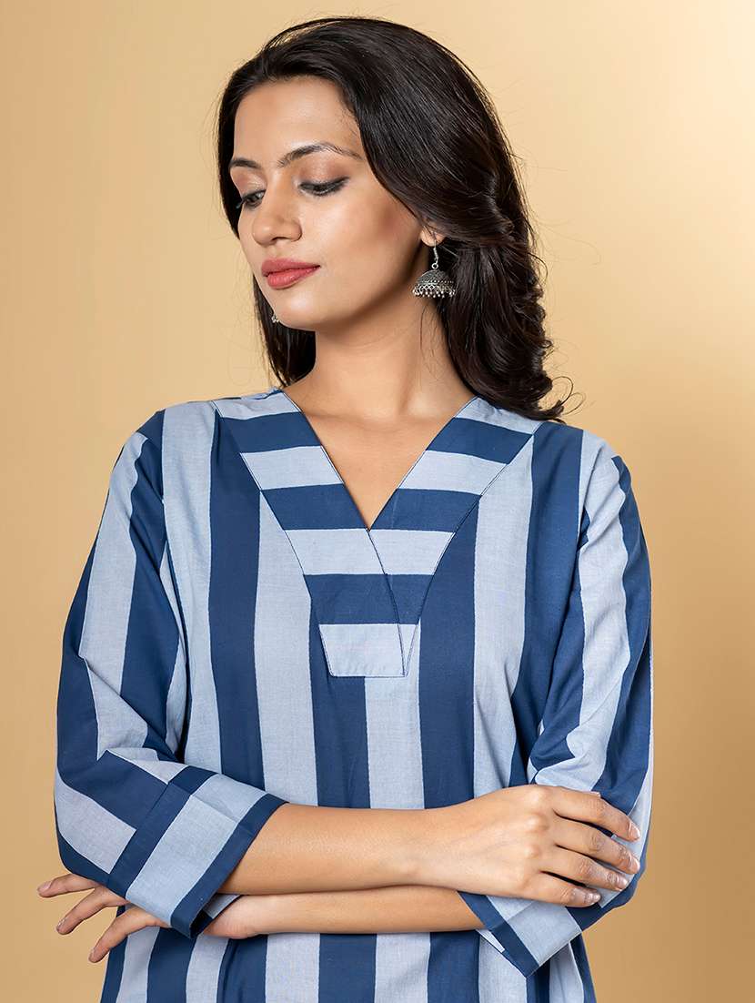 women striped three quarter sleeve kurta pant set - 21962224 -  Standard Image - 4