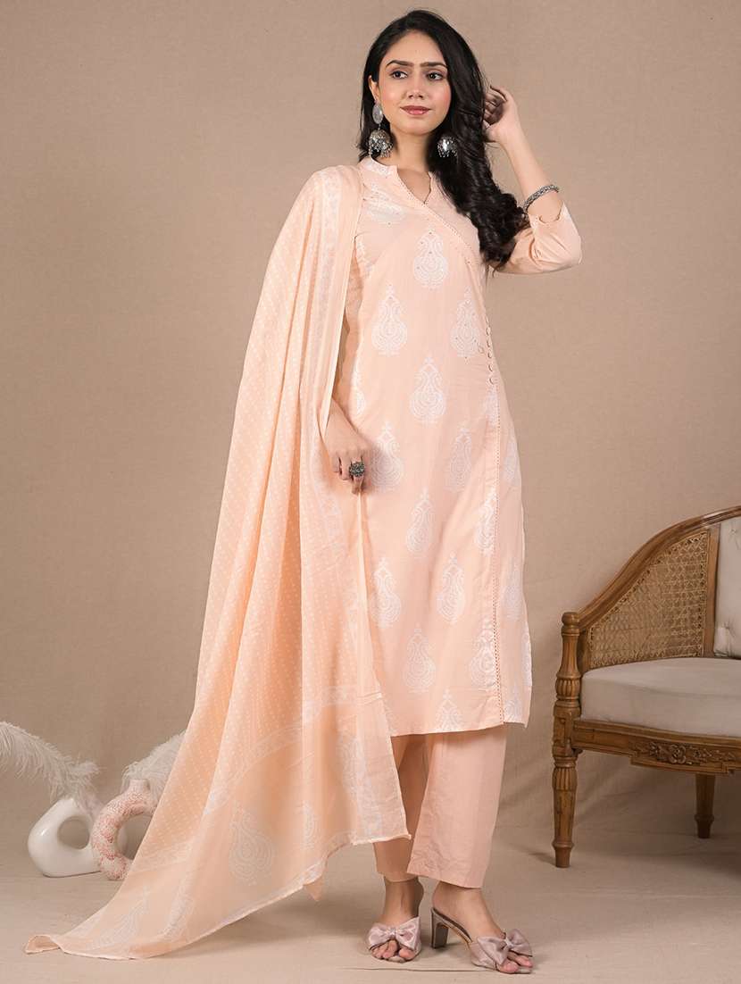 women three quarter sleeve kurta pant with dupatta set - 21962238 -  Standard Image - 1