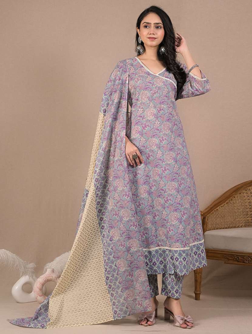 women three quarter sleeve anarkali kurta pant with dupatta set - 21962257 -  Standard Image - 1